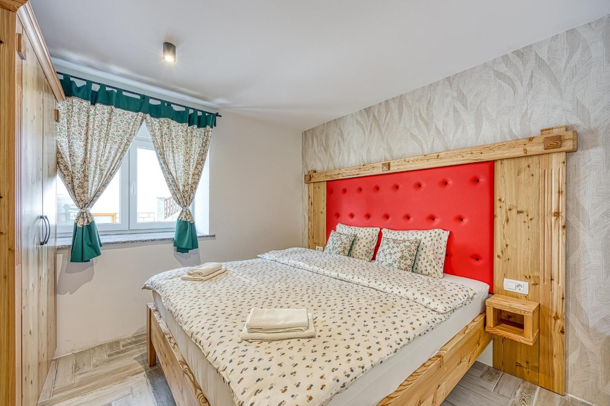 Apartments Viktor Rateče Eksteriør billede